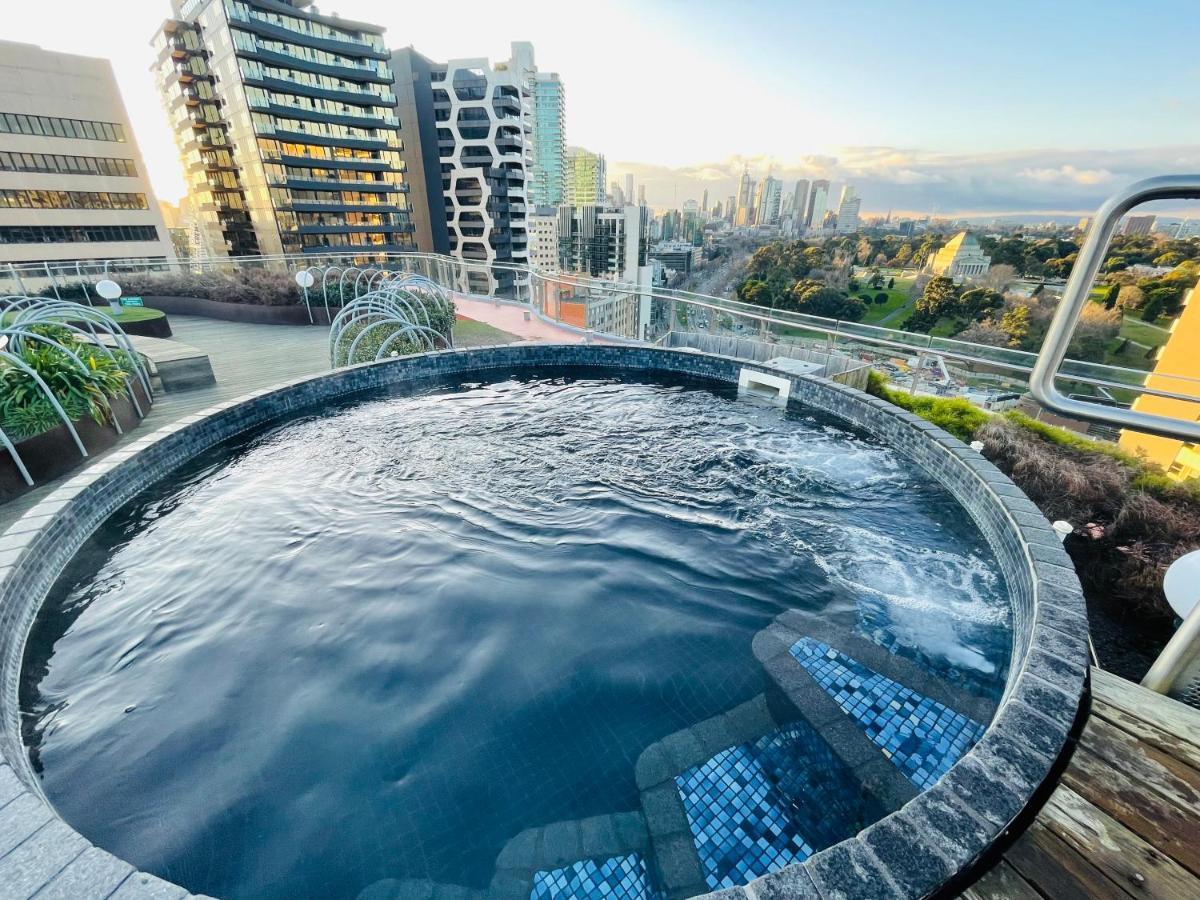 Cozy 1 Bed Apt & Spa,Free Parking ,Phenomena Views Мельбурн Екстер'єр фото