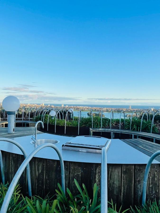 Cozy 1 Bed Apt & Spa,Free Parking ,Phenomena Views Мельбурн Екстер'єр фото